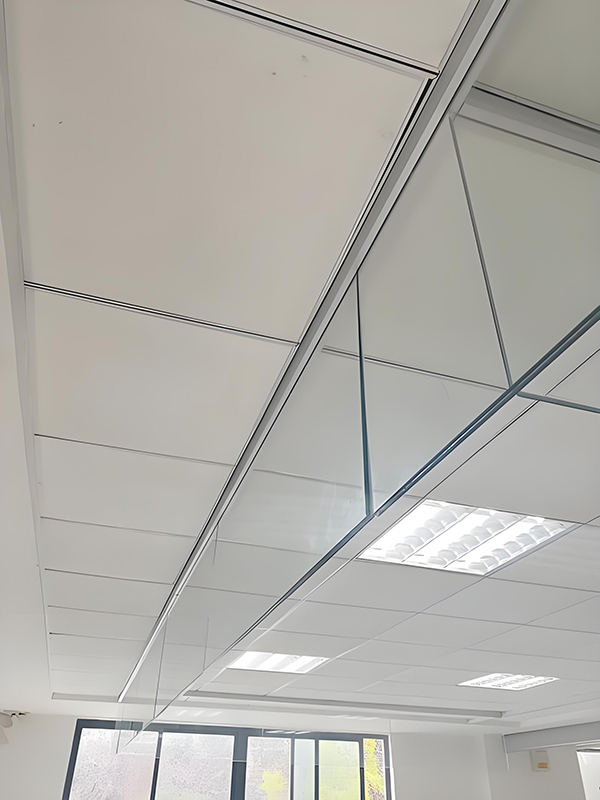 巴楚玻璃巴楚挡烟垂壁