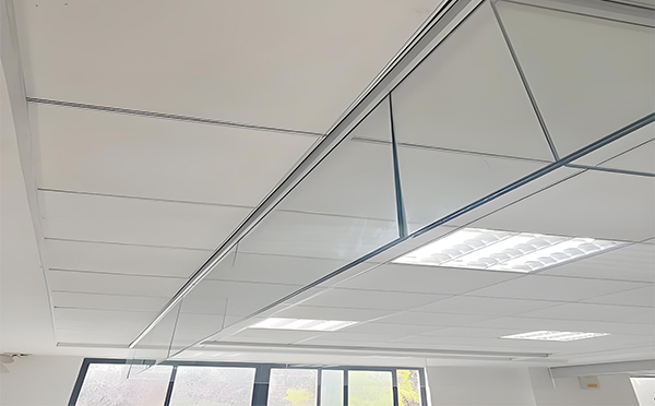 巴楚玻璃挡烟垂壁