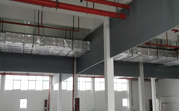 巴楚挡烟垂壁防火玻璃厚度要求