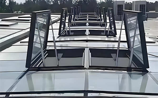 巴楚兰州巴楚排烟窗选型安装与维护实用指南