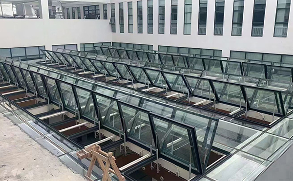 百安科技有限公司近期巴楚排烟窗项目案例分享