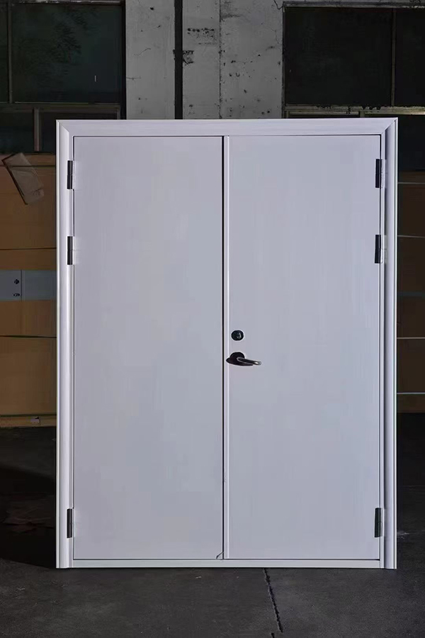 酒店项目完成公共区域巴楚防火门布设